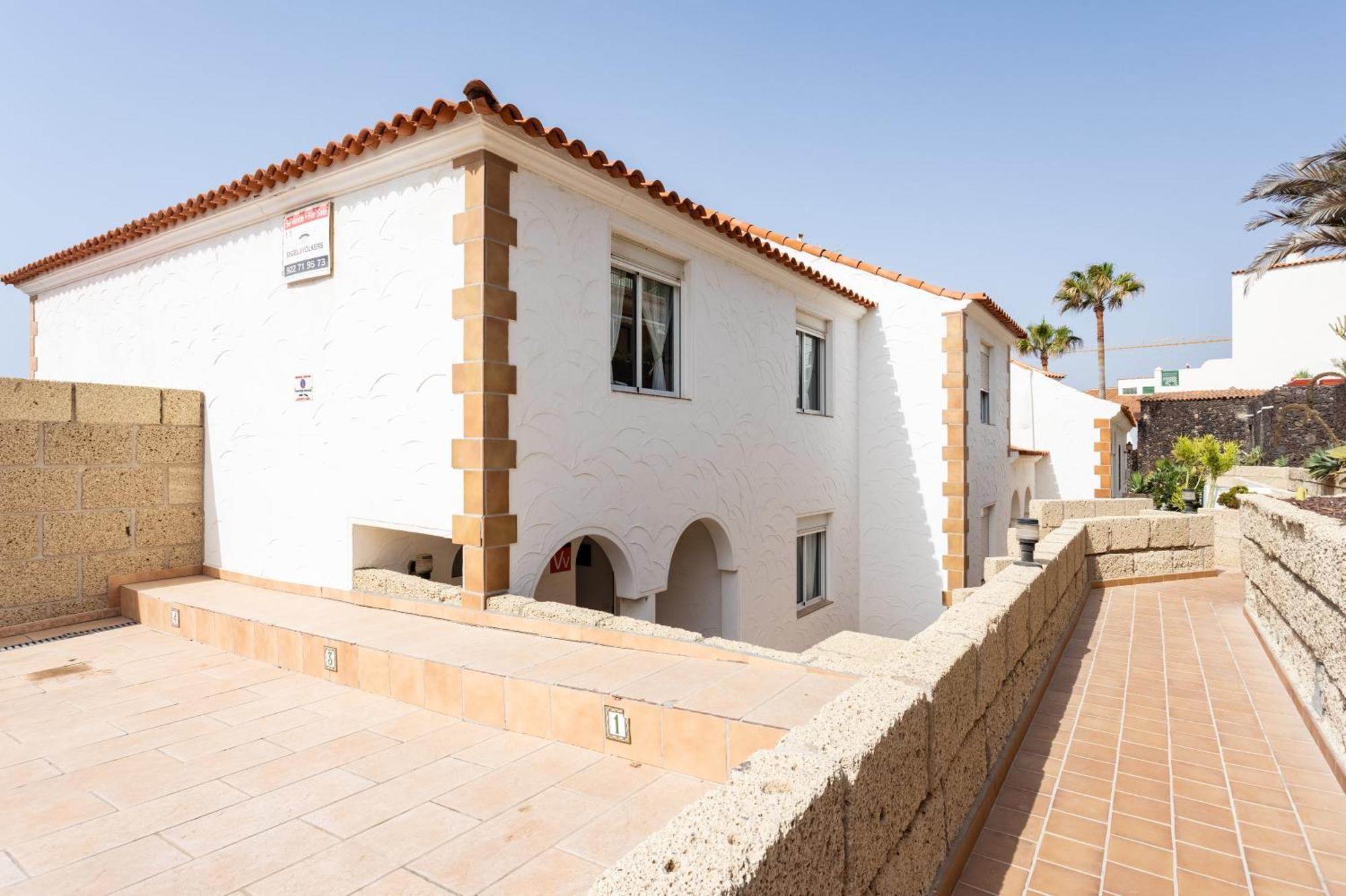 Casa Higo: Ocean View Villa with Private Pool and Family-Friendly Amenities Poris de Abona Exterior photo